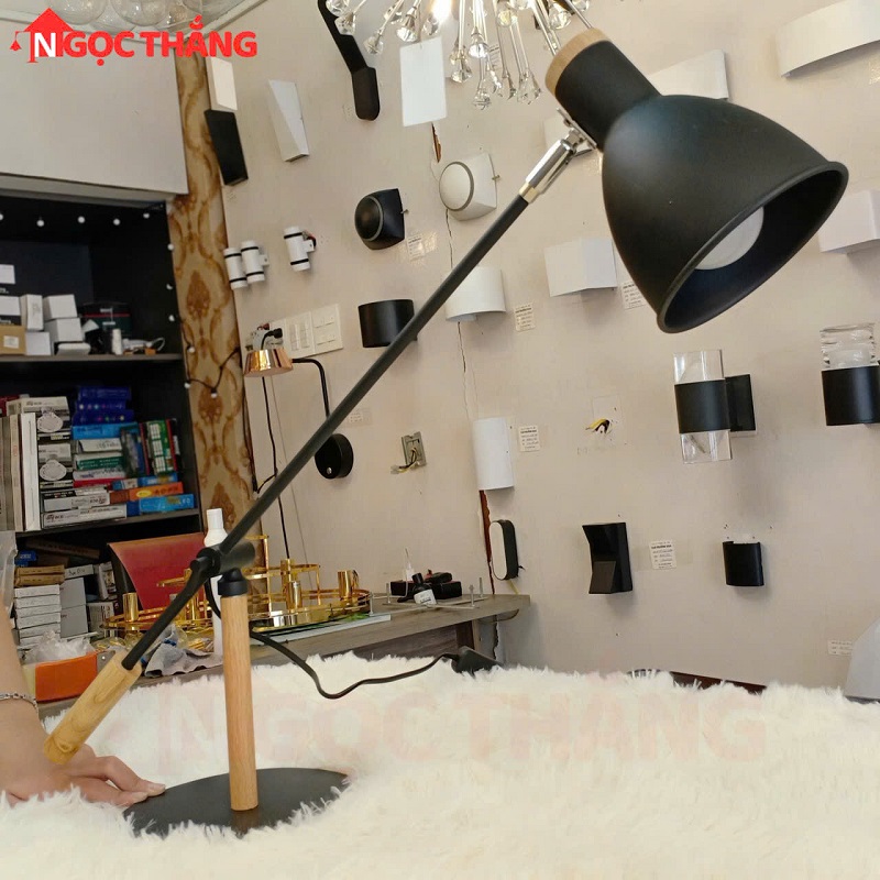 Đèn bàn phòng ngủ trang trí bàn làm việc DB14 Đen Ngọc Thắng (Kèm bóng Led 12W ánh sáng vàng) - Ảnh 8