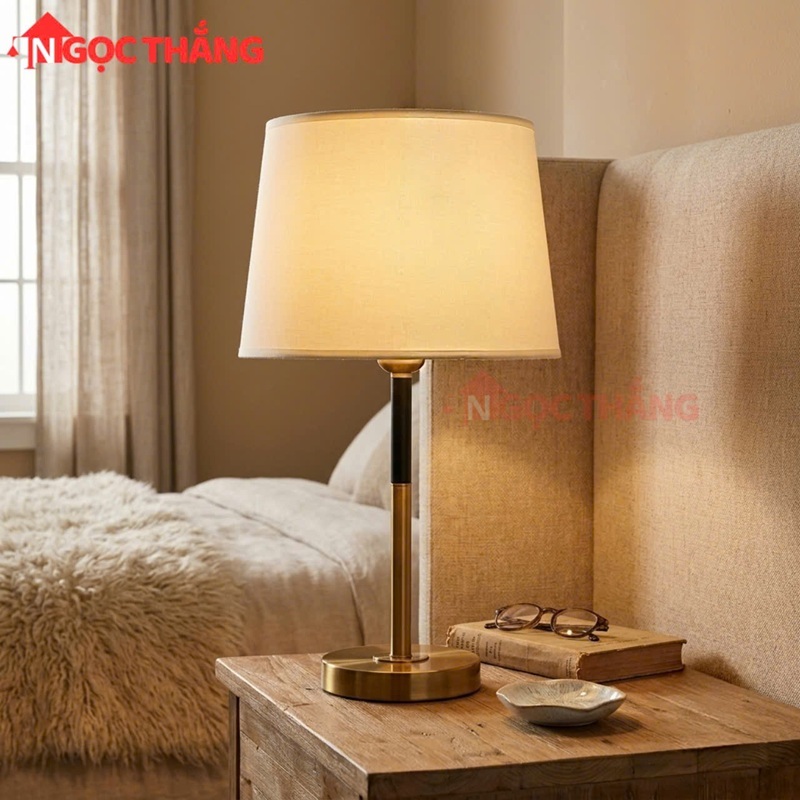 Đèn để bàn học làm việc phòng ngủ phòng khách ĐB6074 Ngọc Thắng (Tặng kèm một bóng Led Bulb 9W)