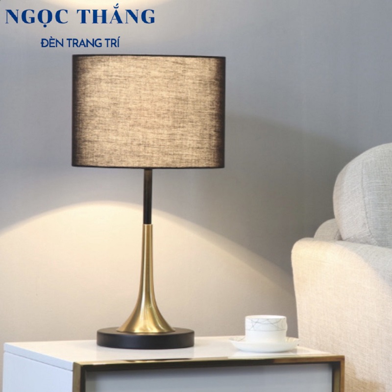 Đèn bàn phòng ngủ trang trí bàn làm việc cao cấp DB588 Ngọc Thắng (Kèm bóng Led 3 màu)
