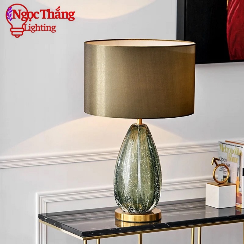 Đèn bàn phòng khách phòng ngủ thân thuỷ tinh cao cấp DB719 Ngọc Thắng (Tặng kèm một bóng Led 12W 3 chế độ màu)