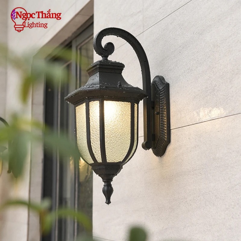 Đèn treo tường gắn tường ốp tường ngoài trời hành lang trụ cổng Led 3 màu 220V VNT107 Ngọc Thắng