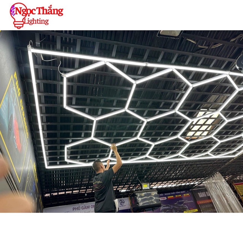 Đèn LED tổ ong lục giác siêu sáng 672W kích thước 484cm x 243cm trang trí GARAGE MS1003 Ngọc Thắng - Ảnh 3