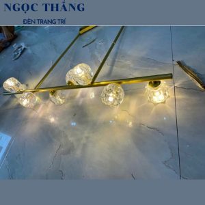 Alternative view of Đèn thả trần pha lê 8 bóng cao cấp trang trí bàn ăn Led 24W ánh sáng vàng THCN237 Ngọc Thắng