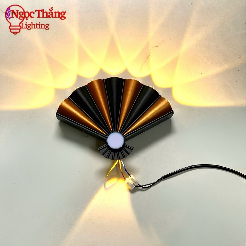 Đèn treo tường rẻ quạt hắt tường 8 tia led ngoài trời trong nhà cầu thang Led 8W MS53 Ngọc Thắng