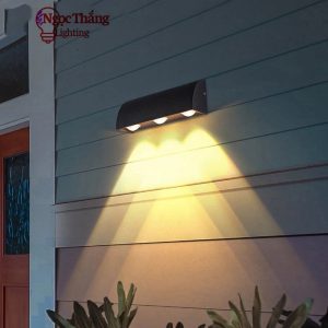 Alternative view of Đèn treo tường Bảo Hành 24 Tháng hắt đèn tường ngoài trời 3 tia 220V VNT70T3 Ngọc Thắng