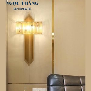 Đèn treo tường gắn tường pha lê cao cấp trang trí trong nhà cầu thang Led 8W 220V GT462 Ngọc Thắng