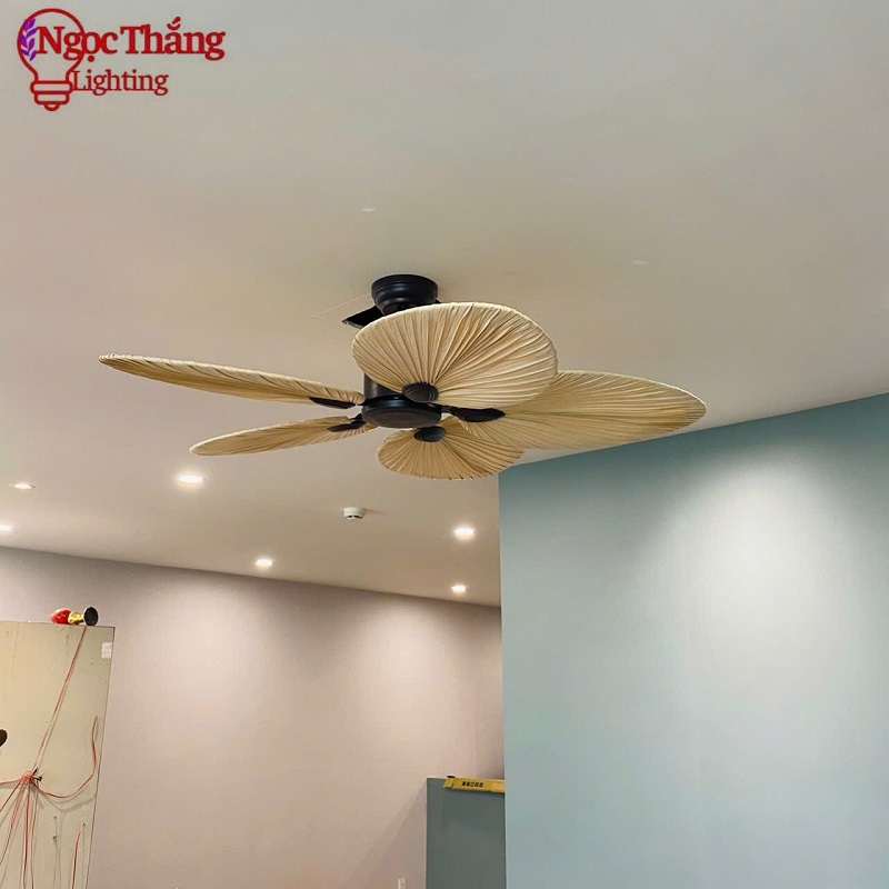 Quạt Trần 5 Cánh Lá Cọ Trang Trí Sảnh Phòng Khách Cao Cấp QT5225 Ngọc Thắng (Tặng kèm remote điều khiển từ xa)