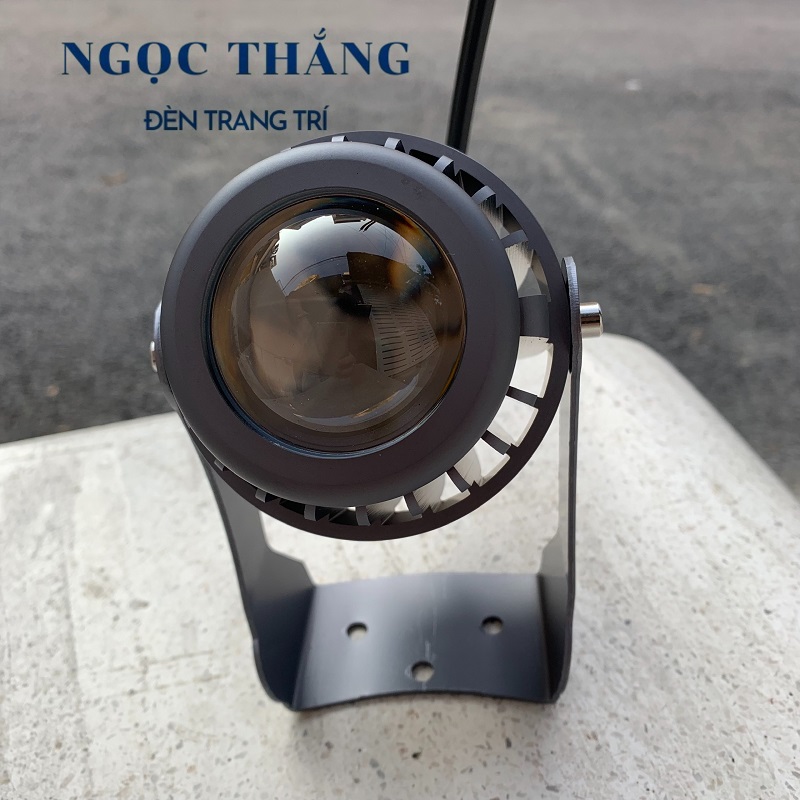 Đèn pha Led trang trí chiếu rọi cột ngoài trời Led 10W 220V SV1631 Ngọc Thắng (Ánh sáng vàng) - Ảnh 3