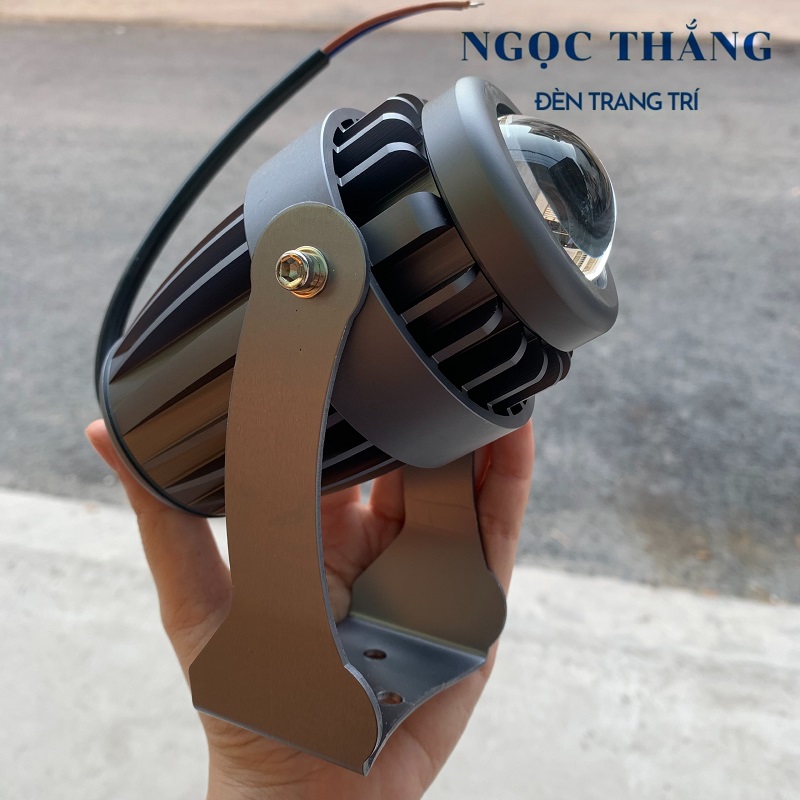 Đèn pha Led trang trí chiếu rọi cột ngoài trời Led 10W 220V SV1631 Ngọc Thắng (Ánh sáng vàng) - Ảnh 6