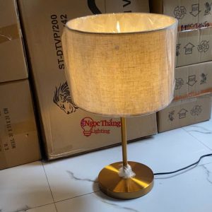Alternative view of Đèn bàn trang trí phòng làm việc phòng ngủ phòng khách cao cấp DB3060 Ngọc Thắng