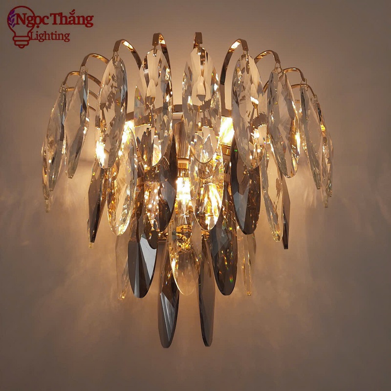 Đèn treo tường pha lê trang trí phòng khách phòng ngủ cầu thang Led 36W 3 màu VPL8163 Ngọc Thắng