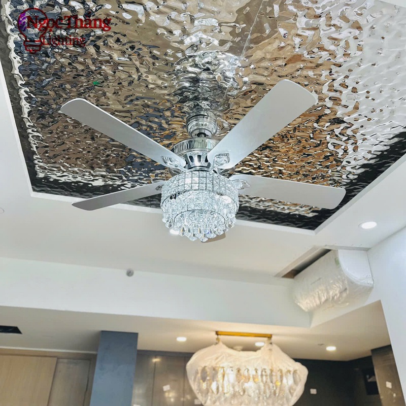 Quạt Trần Pha Lê 5 Cánh Gỗ Trang Trí Phòng Khách Bảo Hành 5 Năm QT5277 Ngọc Thắng Kèm Remote - Ảnh 3