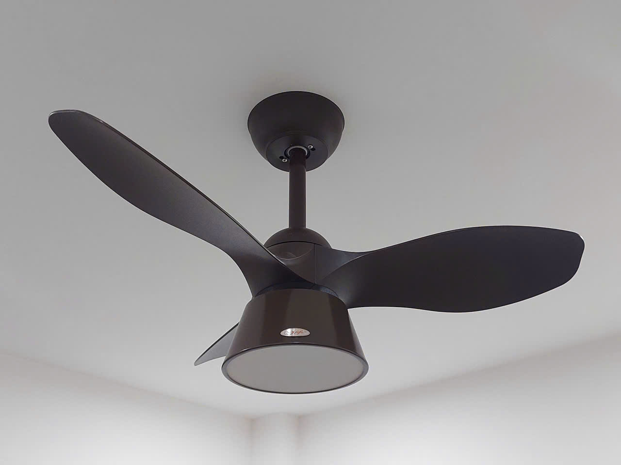Quạt Trần 3 Cánh Nhựa Đèn Led 3 Màu 80cm cao 42cm Trang Trí Phòng Ngủ Phòng Bếp 20W VF426 Ngọc Thắng - Ảnh 6
